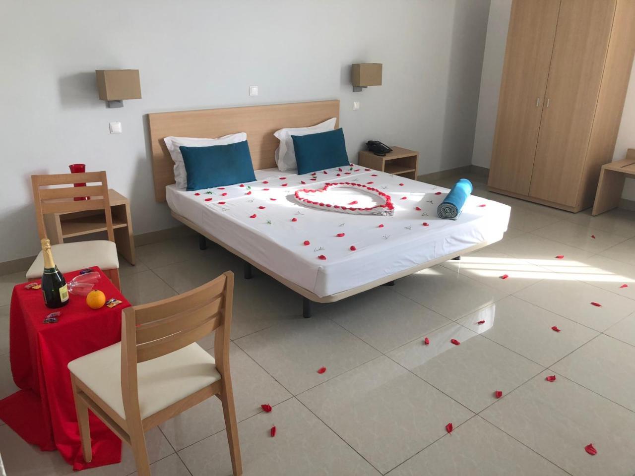 Hotel Residencial Paraiso Matola Luaran gambar